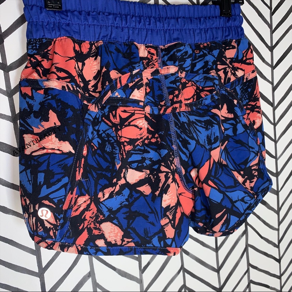 Lululemon tracker shorts IV paint harbor blue 4 - Picture 4 of 9
